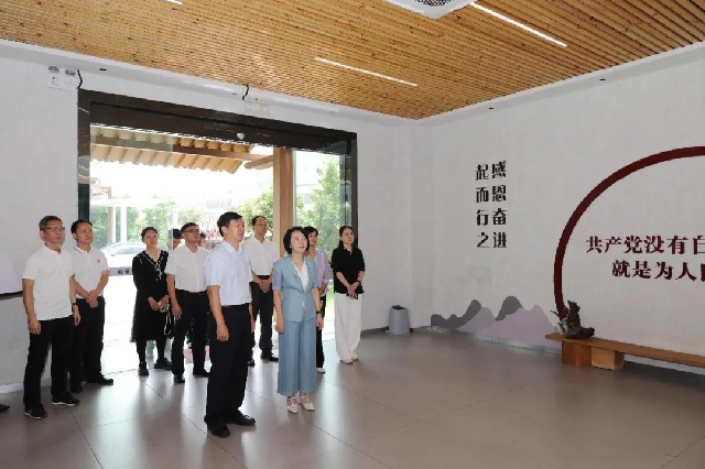 64025814_副本.jpg
