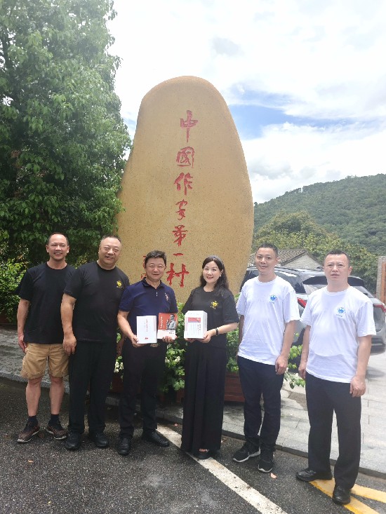 微信图片_20250623152448_副本.jpg